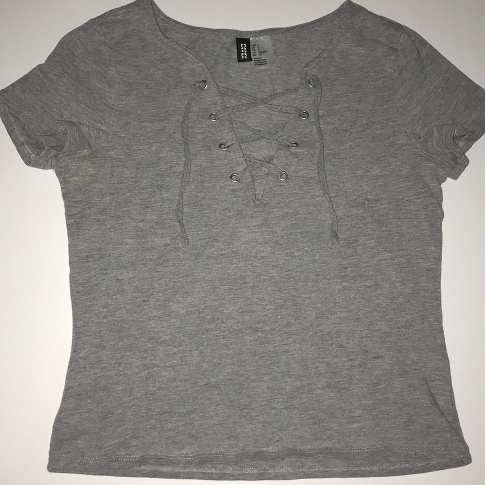 Divided Lace Front T